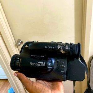 SONY Video 8 Handycam CCD-TR4